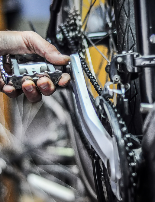 Réparation de vélo — Les Vélos d'Hugo Lyon